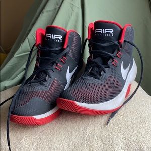 Men’s Nike Air Precision Basketball hightops